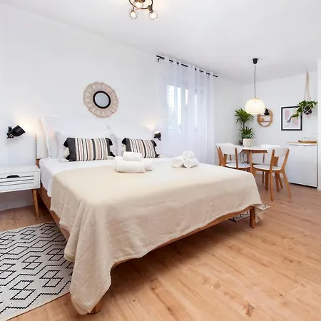 Bohemian Bed & Breakfast